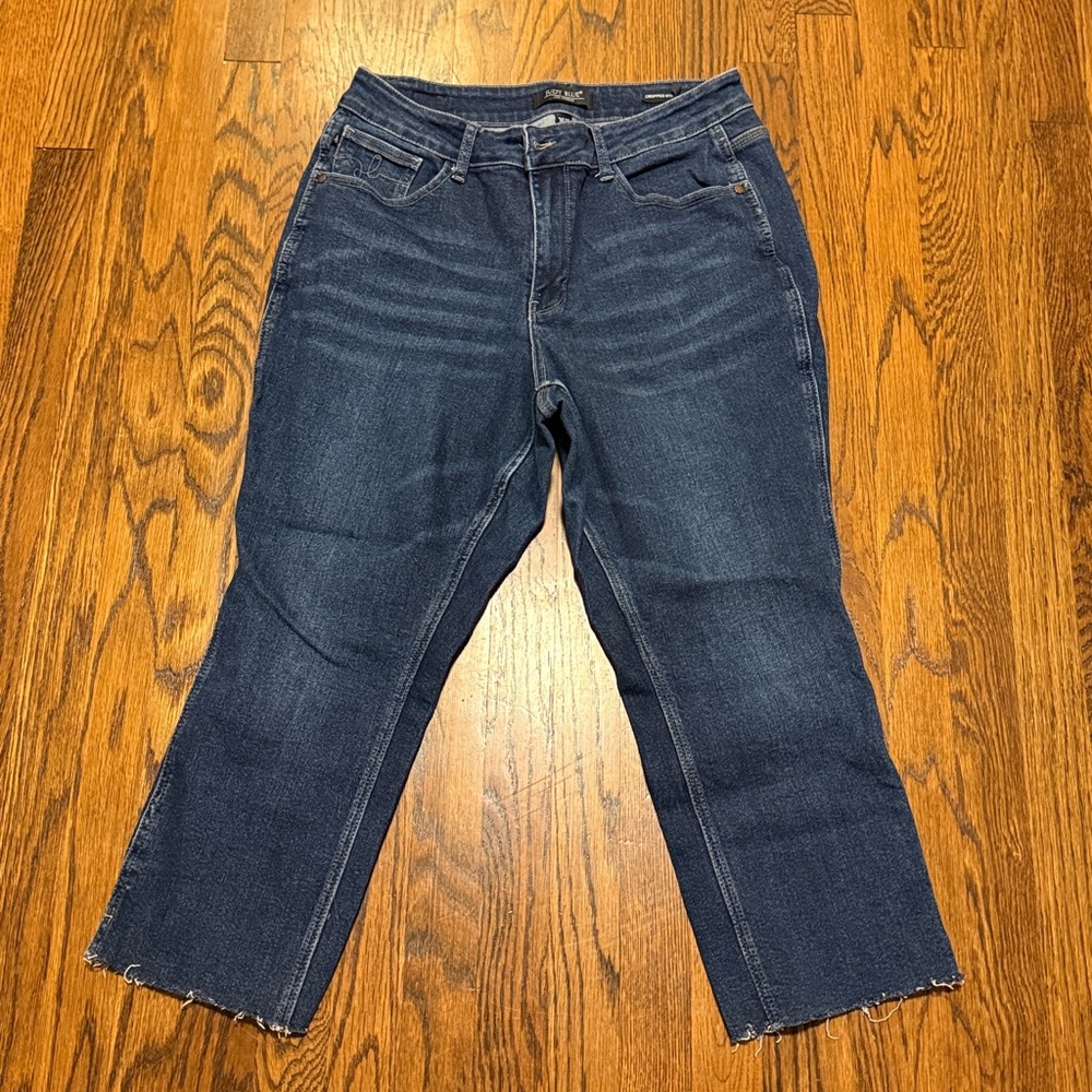 Judy Blue Cropped Straight - 16W